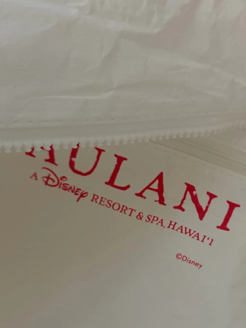 NWT Aloha Collection Disney Aulani Splash-Proof Tote Bag
